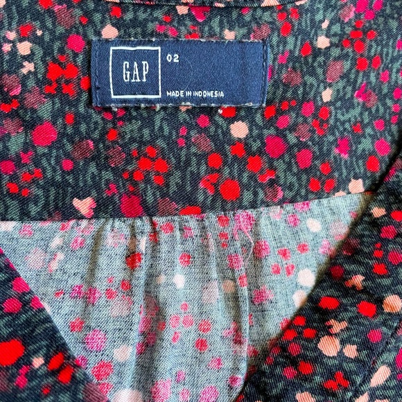 GAP • Floral Print Shirtdress Midi Length - Picture 9 of 12